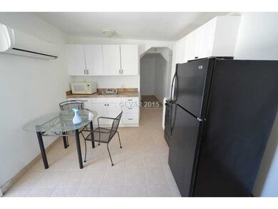 124 Pico Way unit C, Las Vegas, NV 89101 - photo 4