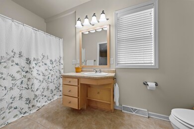 2775 Sunflower Dr, Fitchburg, WI 53711 - photo 6