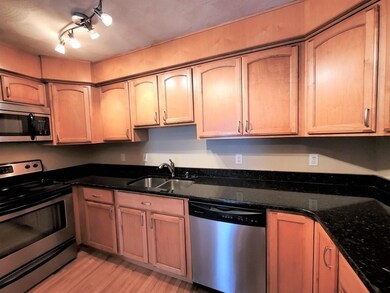 17 Margin St unit 15, Lynn, MA 01905 - photo 3