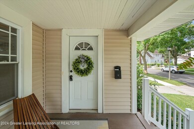 516 N Jenison Ave, Lansing, MI 48915 - photo 3