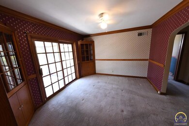 215 SW Hillside Ave, Topeka, KS 66611 - photo 7