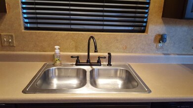 Stainless steel sink