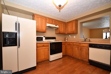 1214 Valley Leaf Ct, Edgewood, MD 21040 - photo 3