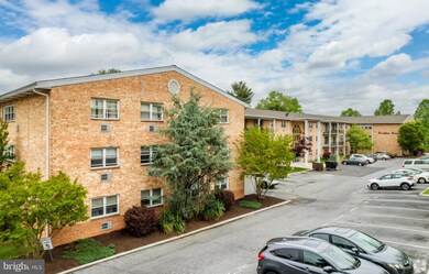 201 E Cuthbert Blvd unit C05, Haddon Township, NJ 08108 - photo 2