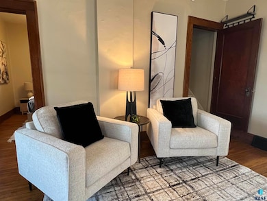 10 S University St, Vermillion, SD 57069 - photo 5