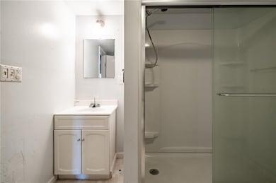 521 N 500 W, Columbus, IN 47201 - photo 5