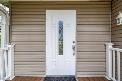 24 Williamsburg Way, Fort Myers, FL 33908 - photo 2