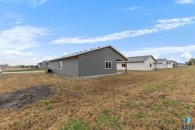 1102 S 6th Ave, Rock Rapids, IA 51246 - photo 4