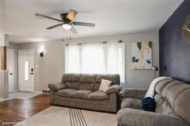 6112 SW 19th St, Des Moines, IA 50315 - photo 6