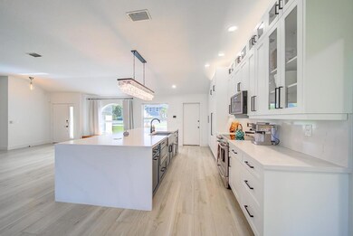 1853 Shower Tree Way, Wellington, FL 33414 - photo 6