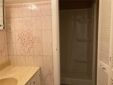 103 E Club Dr unit 103, Saint Rose, LA 70087 - photo 4