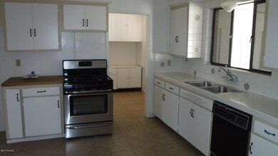 Kitchen 2