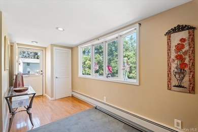 5 Spruce St, Lake Peekskill, NY 10537 - photo 3