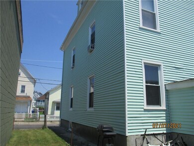91 Gooding St, Pawtucket, RI 02860 - photo 7