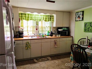 1431 S Ridge St, Shelby, NC 28152 - photo 4