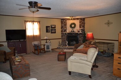 1292 W Maple St, Jasper, IN 47546 - photo 2