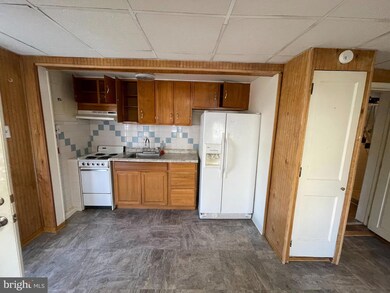 502 S Main St, Hatfield, PA 19440 - photo 2