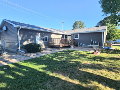 936 E 7th Ave, Mitchell, SD 57301 - photo 6