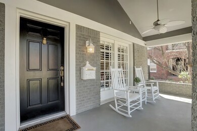 1603 Colquitt St, Houston, TX 77006 - photo 2