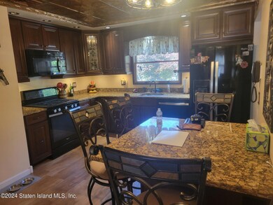 471 Rathbun Ave, Staten Island, NY 10312 - photo 5
