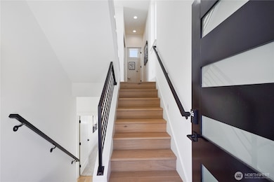 9011 14th Ave SW, Seattle, WA 98106 - photo 3