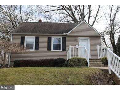 32 E 11th Ave, Runnemede, NJ 08078 - photo 2