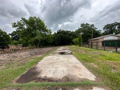 9620 Beckley St, Houston, TX 77088 - photo 7