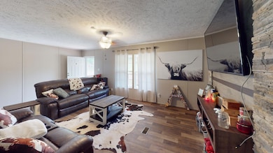 5-Living-Room 1