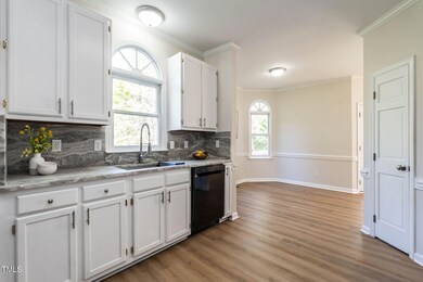 014-1920x1080-kitchen