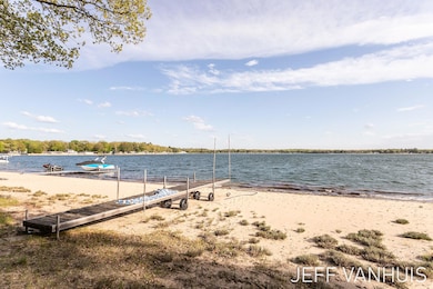 23-web-or-mls-6789-w-76th-st