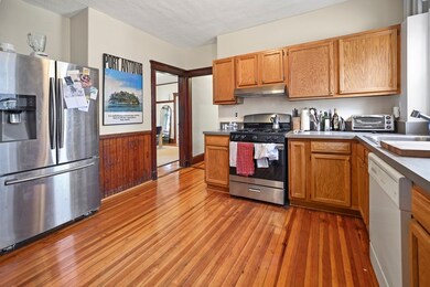 822 Centre St unit 1, Jamaica Plain, MA 02130 - photo 2