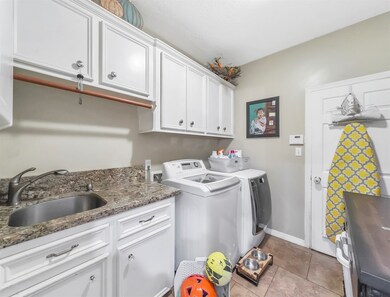 6 Wind River Ct, Conroe, TX 77384 - photo 7