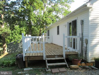 199 Bay Pointe Dr, Montross, VA 22520 - photo 2