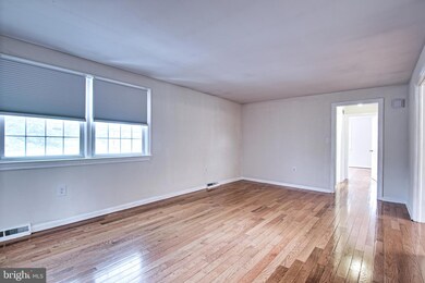 2970 W Germantown Pike unit 2ND FLOOR, Norristown, PA 19403 - photo 5
