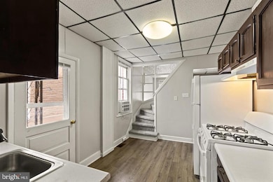 842 Houston St, Columbia, PA 17512 - photo 6