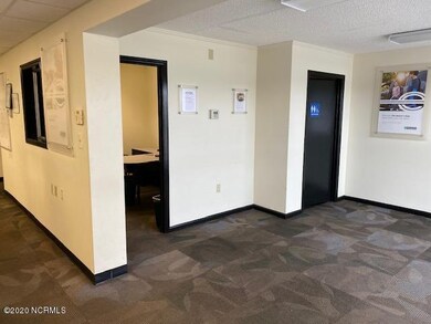 1127 Western Blvd, Jacksonville, NC 28546 - photo 6