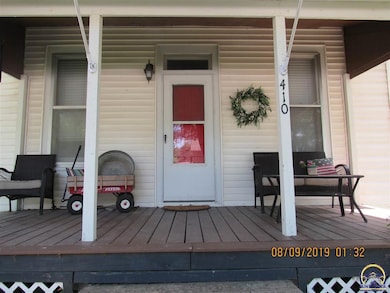 410 Maple St, Overbrook, KS 66524 - photo 4