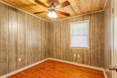3 BEDROOMS, ALL ALIKE. NO CARPET.