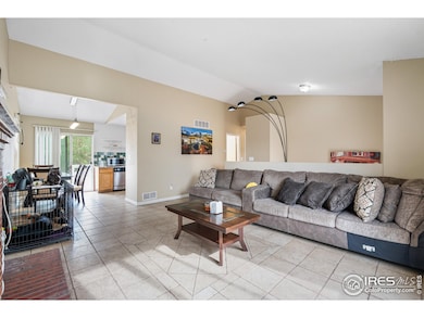 14509 Andrews Dr, Denver, CO 80239 - photo 3