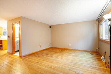 14 Beth Cir unit 14, Acton, MA 01720 - photo 2