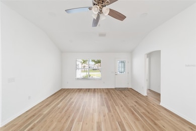 1312 Landeros Ln, Lady Lake, FL 32159 - photo 6