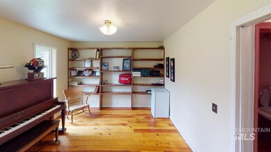 1204 1st St, Asotin, WA 99402 - photo 5