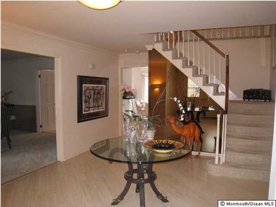 25 Country Squire Ln, Holmdel, NJ 07733 - photo 2