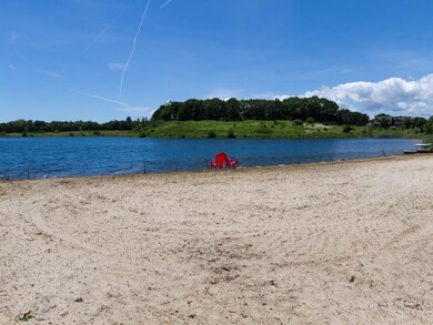 1 Woodview Dr, Scarborough, ME 04074 - photo 2