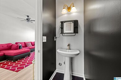 165 Waterford Lake Dr, Calera, AL 35040 - photo 4