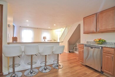 8 Maple Ave, Danvers, MA 01923 - photo 5