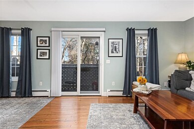 565 Quaker Ln unit 93, West Warwick, RI 02893 - photo 7