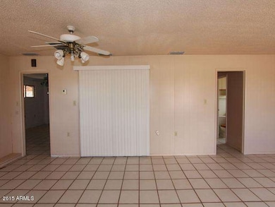 023-414598 Living Area