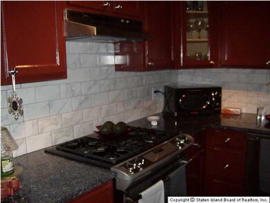 200 Hart Blvd unit 6G, Staten Island, NY 10301 - photo 5