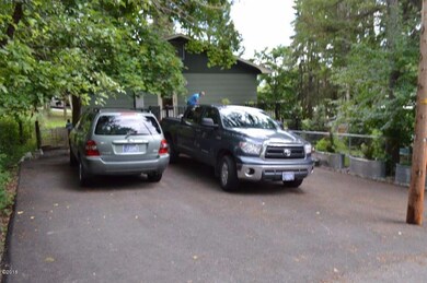 424 Skyles Pl Exterior (6)